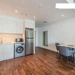 Creek Harbour Apartment